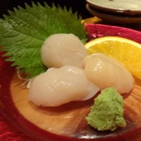 庵侍燈 - ◆ホタテのお刺身（900円）