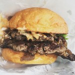 ヘンリーズ バーガー 代官山