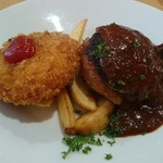 Bistro Ren - ハンバーグ(デミ)＆カニクリームコロッケ