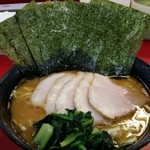 ラーメン 杉田家 - チャーシュー麺　海苔増し