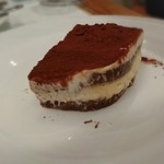 バールアリメンターリ ダニエラ - デザート 大人のティラミス