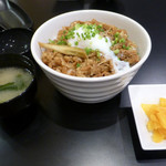 レストランMOJISHO - 伊万里牛　牛すき丼+温泉卵