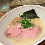 濃厚魚介そば元味 822円