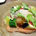 リストランテ ペガソ - 三陸産サゴシの炙り 色々な野菜のサラダ仕立て