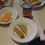 United Club Lounge - 