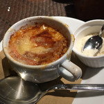 フォーチュンガーデンキョウト - オニオングラタンスープ (ハーフ)