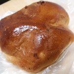 プティ･フール - ふんわりくるみパン　120円