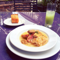 BISTRO FAVORI 代官山 - 