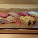 笹丸 - にぎりと小丼：いくら丼とセットの寿司