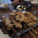 扇家 - モツ焼き盛り合わせ