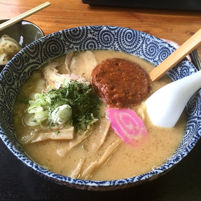 なると 厨川 ラーメン 食べログ