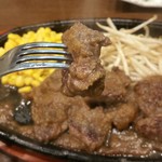 シェビーズステーキ - 生姜のカットステーキ
      （ハラミ）箸上げ