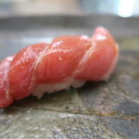 寿司割烹 魚紋 - トロ