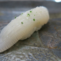 寿司割烹 魚紋 - １貫目