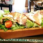 JACKMACKEREL SANDWICH