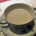 Bien - キノコの冷製スープ