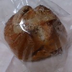 グーグーベーカリー - クルミパン１２０円