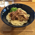 「料理」肉釜たまうどん(大盛り)