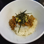 ロックンビリーS1 - チャーシュー丼カレー味