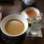 アンティーク ビスケット - スープカレーと紅茶