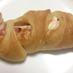 城下町のパン屋さん 茶蔵I's - チーズエピ