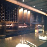 ケンゾーエステイトワイナリー - 大人な店内