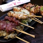 炭火やきとり 駅 - 駅の焼鳥の山は眺めがいい！