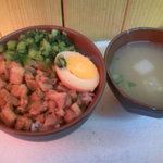 秋葉鶏排 - 魯肉飯セット
