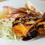 53794827 - 日替り
                      「チキンカツとベーコンエッグ」
                      ¥720