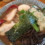 ラーメン 豚きん - 濃厚半熟味玉とんこつラーメン
