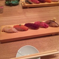 伊勢鮨 - ひらめ、ときしらず、ずけ、大トロ、シメサバ