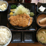 とんかつ いわい - 『特選ロースカツ定食160g』＠2,000円（税込）　