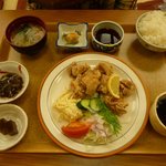 おんせんの森 - 若鶏の唐揚げ定食　８８０円