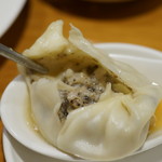 鼎泰豊 - トリュフ入り小籠包ｃｊｈ