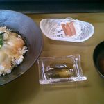 割烹 水天閣 - ヒラメのヅケ丼とヒラメのからすみセット