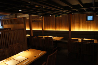 Teppanyaki Ten - 1階テーブル席