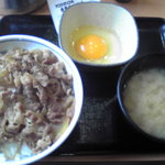 吉野家 - 2010/10/13　牛鍋丼＋みそ汁＋玉子