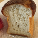 ベッカライ ビオブロート - トーストブロート（山食パン）１/2　　335円
      