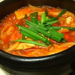 チヂミが自慢の韓国料理居酒屋 おんどる - キムチチゲ（２辛）