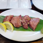 炭火焼肉 ぐら - 牛舌