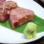 炭火焼肉 ぐら - この厚さ素晴らしい…