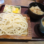 手打うどん ごんべえ - 胡麻だれうどん（かやく付）