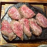 鳥どり - 牛はらみステーキ溶岩焼き