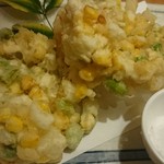 日本海庄や - 2016.7.16とうもろこしと枝豆のかき揚げ