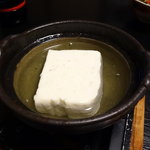お宿 紅舎宮 - 朝食の温泉湯豆腐