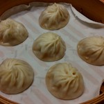 鼎泰豊 - 126元
            肉汁がスゴイ