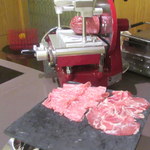 Club Lounge - シャルキュトリのカッター