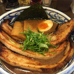 ラーメン いっとうや - かさね醤油チャーシュー麺 大盛り