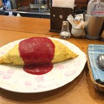 8 1／2 - オムライス　ケチャップ