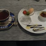 Take' - デザートと紅茶(2016.07)